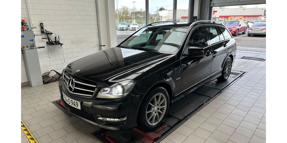 Mercedes-Benz C 200 99.000 km 16.300 &euro; Euskirchen 53881