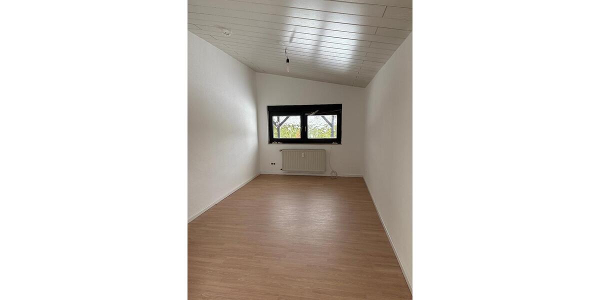 Erdgeschoßwohnung Alsdorf - 4.5 Zimmer, 90 m&sup2;, 800&euro; | Angebot:24490241