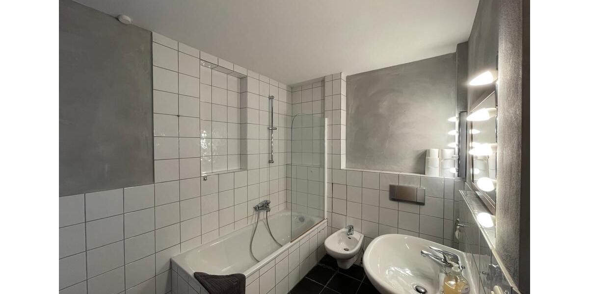 Etagenwohnung Eschweiler - 2 Zimmer, 65 m&sup2;, 1.065&euro; | Angebot:25164088