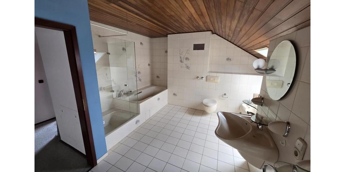 Maisonettenwohnung Eschweiler - 3.5 Zimmer, 115 m&sup2;, 279.000&euro; | Angebot:27024032