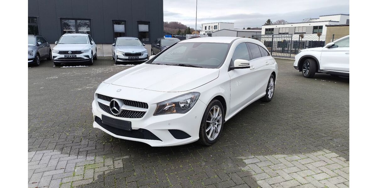 Mercedes-Benz CLA 180 194.208 km 10.899 &euro; Alsdorf (Nordrhein-Westfalen) 52477