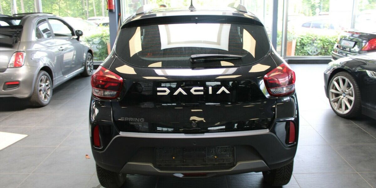 Dacia Spring ESSENTIAL 12.869 km 11.480 &euro; Euskirchen 53881