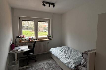 Wohnung Aachen Aachen-Mitte - 5 Zimmer, 50 m&sup2;, 460&euro; | Angebot:25591773