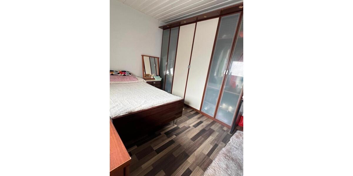 Hochparterre Alsdorf - 2 Zimmer, 95 m&sup2;, 400&euro; | Angebot:25962561