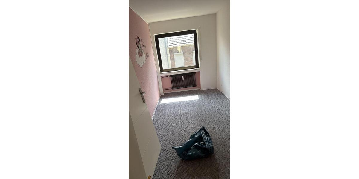 Etagenwohnung Düren Mariaweiler-Hoven - 2 Zimmer, 75 m&sup2;, 628&euro; | Angebot:25381615