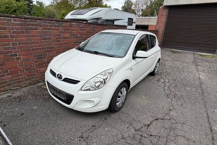 Hyundai i20 107.225 km 3.800 &euro; Alsdorf 52477