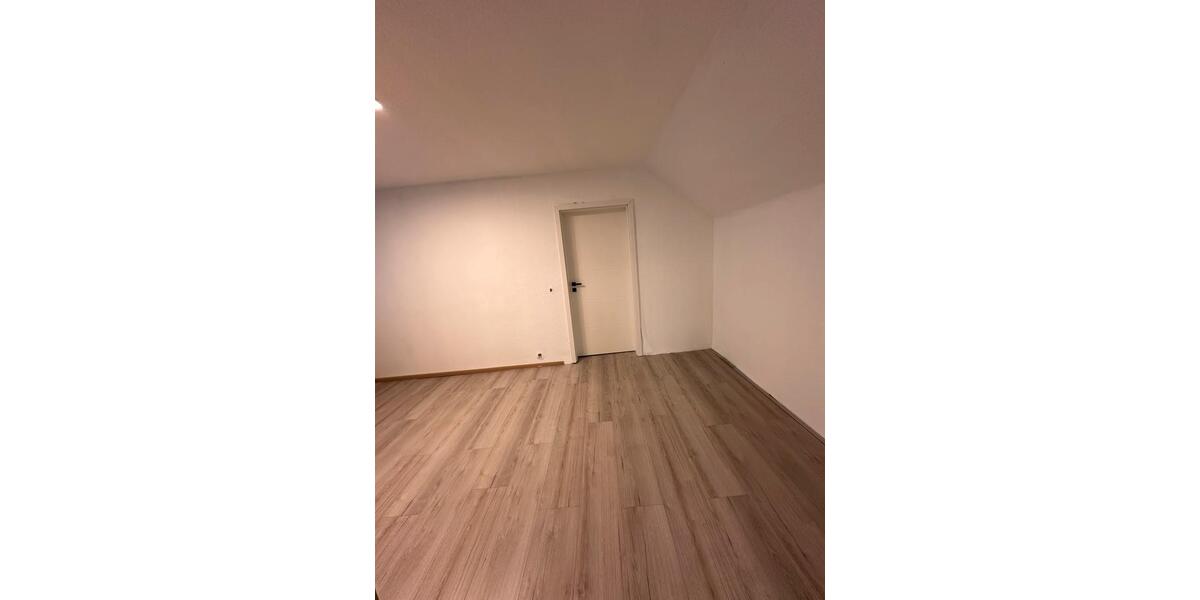 Reihenhaus Baesweiler - 5 Zimmer, 125 m&sup2;, 378.999&euro; | Angebot:24355766