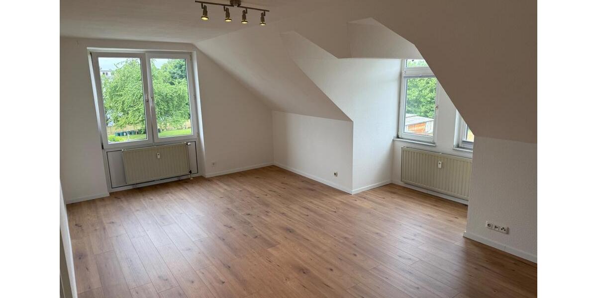 Dachgeschoßwohnung Herzogenrath - 2 Zimmer, 58 m&sup2;, 560&euro; | Angebot:25972371
