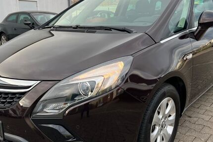 Opel Zafira Tourer 165.000 km 7.699 &euro; Nörvenich 52388