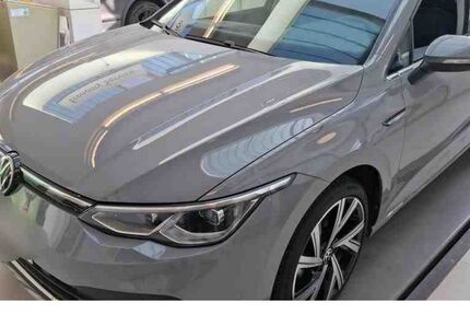 VW Golf 8.532 km 23.870 &euro; Aachen 52078