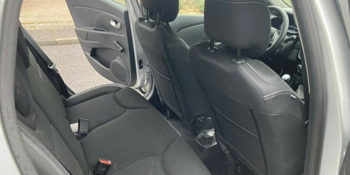 Renault Clio GT Bose Klima Navi 20.tkm ServNeu GARANTIE 20.000 km 12.500 &euro; Erftstadt 50374