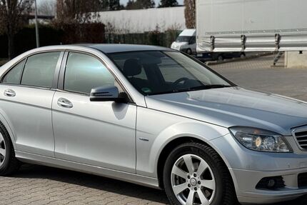 Mercedes-Benz C 180 174.101 km 7.500 &euro; Alsdorf 52477