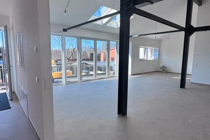 Wohnung Vettweiß - 4 Zimmer, 135 m&sup2;, 1.620&euro; | Angebot:25267821