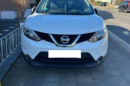 Nissan Qashqai 112.000 km 15.995 &euro; Weilerswist 53919