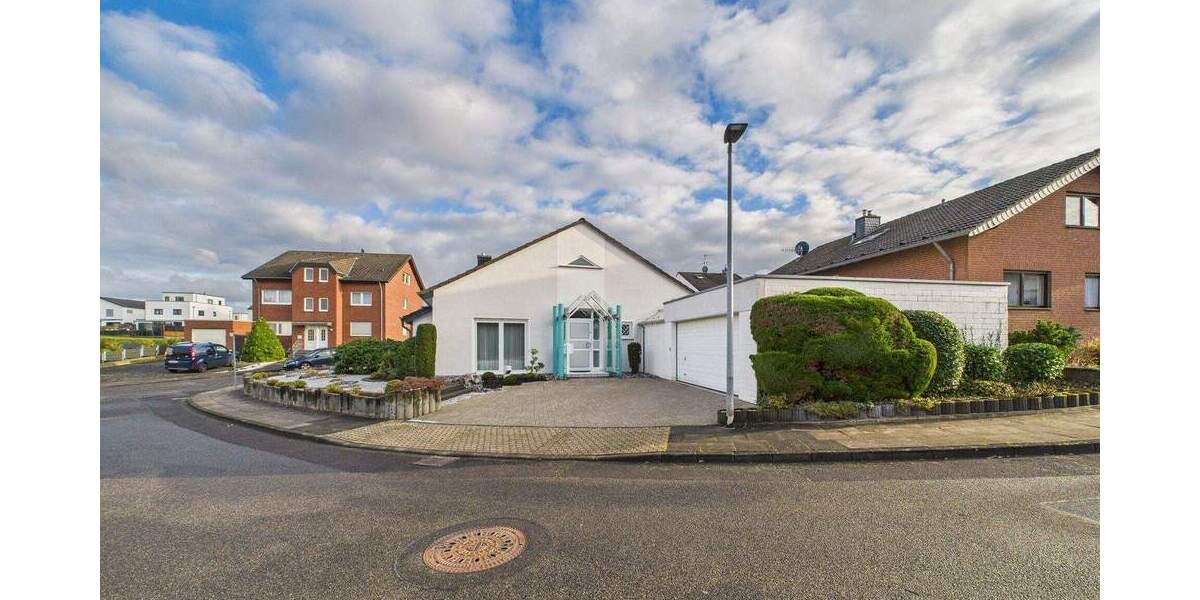 Einfamilienhaus Erftstadt Bliesheim - 5 Zimmer, 173 m&sup2;, 521.000&euro; | Angebot:25681331