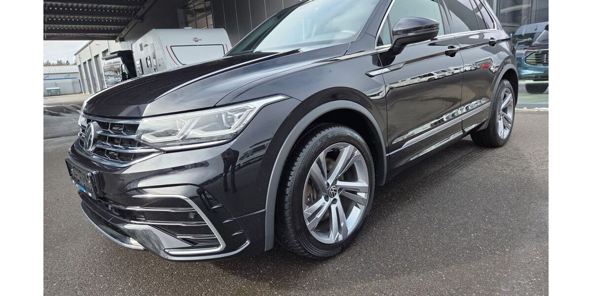 VW Tiguan 83.200 km 29.880 &euro; Düren 52351