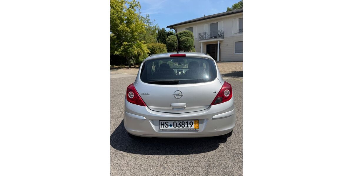 Opel Corsa 120.000 km 2.650 &euro; Jülich 52428