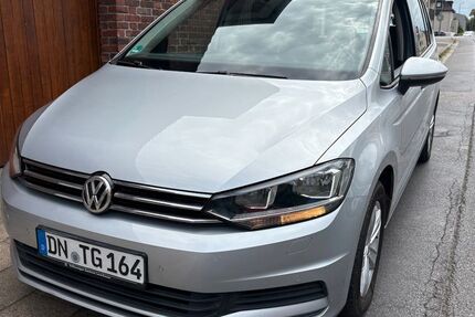 VW Touran 182.000 km 8.900 &euro; Alsdorf 52477