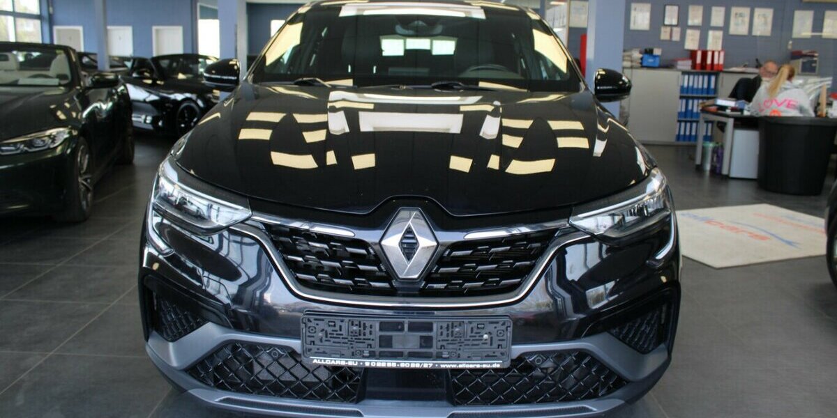 Renault Arkana TCe RS Line 160 EDC 82.914 km 18.980 &euro; Euskirchen 53881