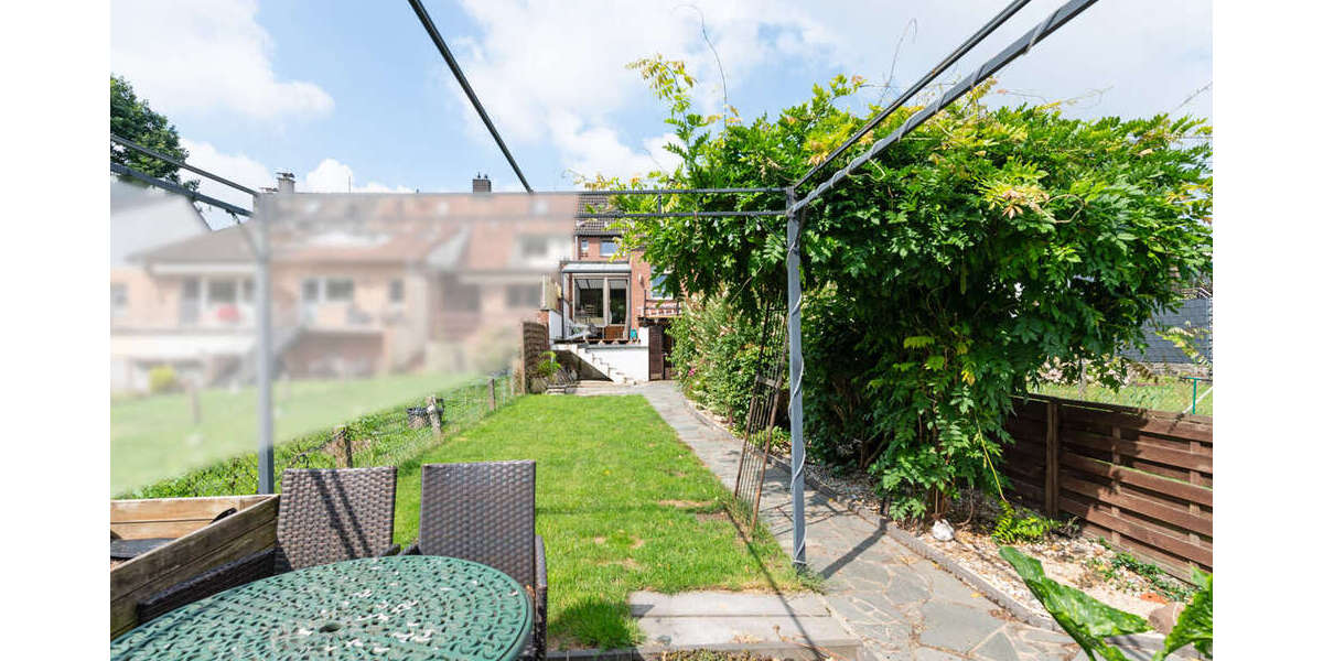 Reihenmittelhaus Herzogenrath Kohlscheid - 3 Zimmer, 90 m&sup2;, 229.900&euro; | Angebot:26015674