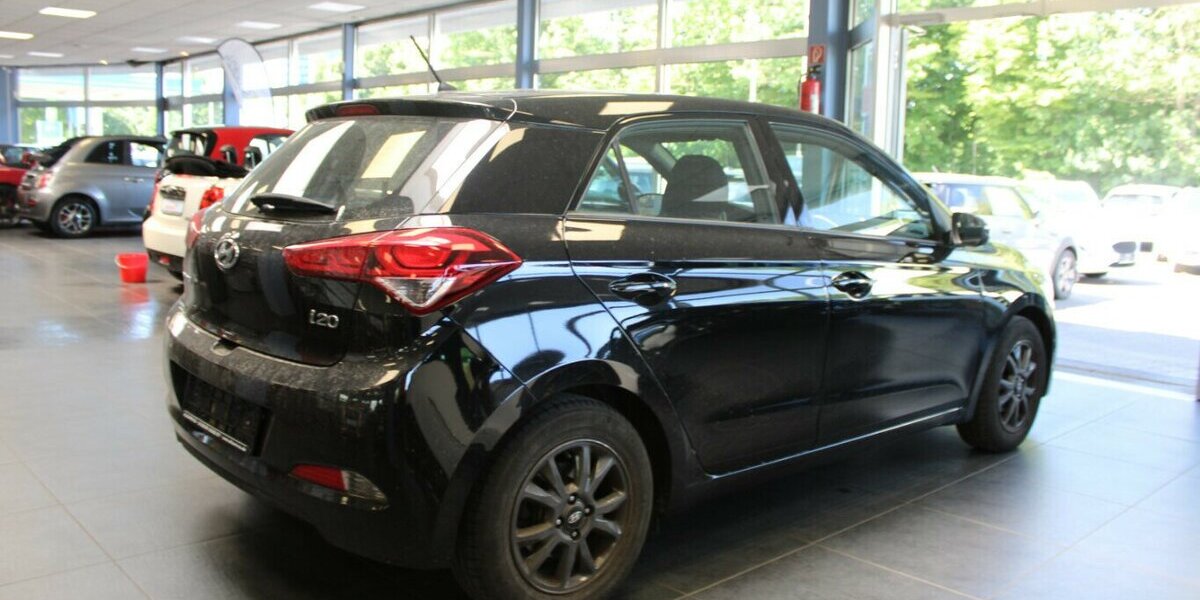 Hyundai i20 1.2 5-Türig - Klima - SHZ - 83.709 km 8.980 &euro; Euskirchen 53881