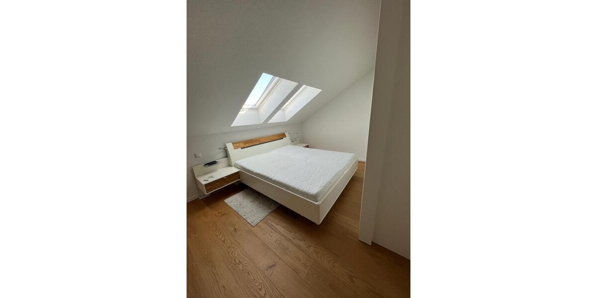 Dachgeschoßwohnung Vettweiß - 3 Zimmer, 84 m&sup2;, 1.086&euro; | Angebot:26609174