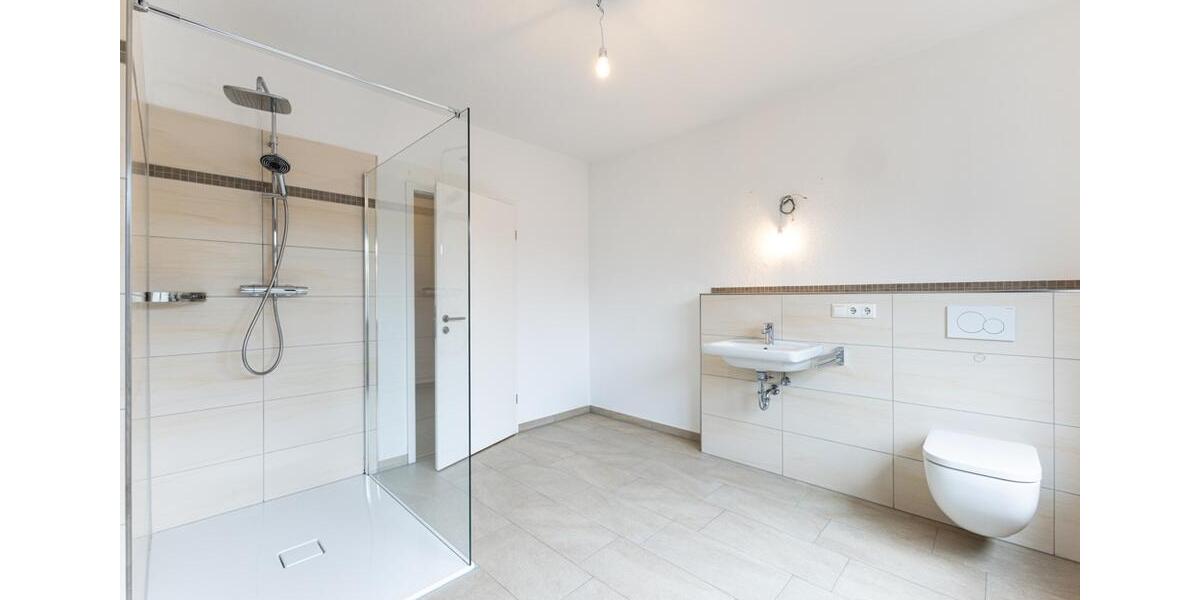 Erdgeschoßwohnung Erftstadt - 3 Zimmer, 100 m&sup2;, 980&euro; | Angebot:26565249