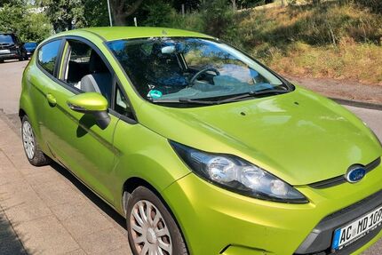 Ford Fiesta 112.600 km 2.900 &euro; Aachen 52074