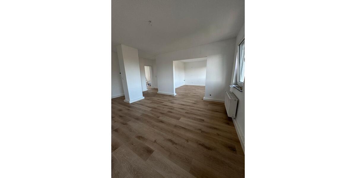Etagenwohnung Zülpich - 2 Zimmer, 64 m&sup2;, 695&euro; | Angebot:25406247