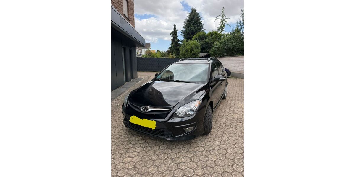 Hyundai i30 204.235 km 3.200 &euro; Euskirchen 53879
