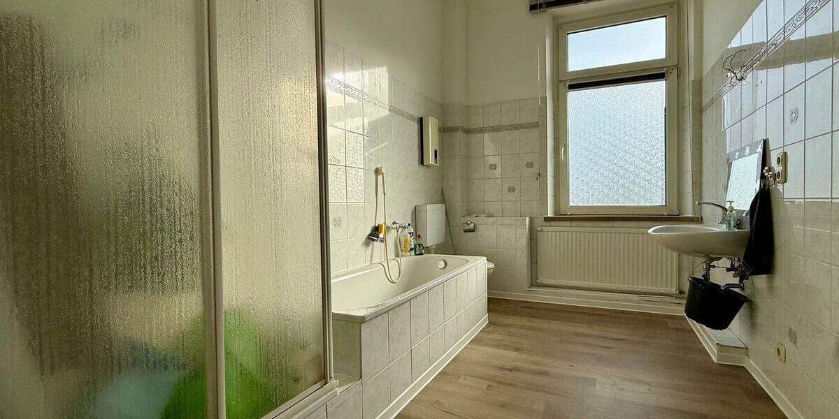 Etagenwohnung Linnich - 3 Zimmer, 81 m&sup2;, 700&euro; | Angebot:25800322