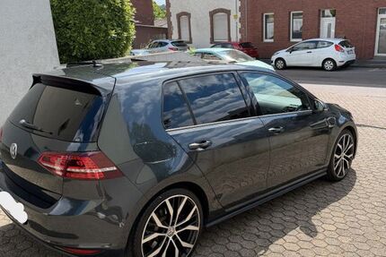 VW Golf 141.000 km 17.450 &euro; Herzogenrath 52134