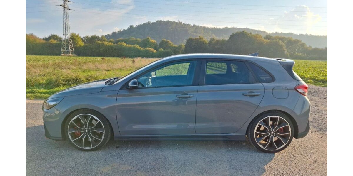 Hyundai i30 94.000 km 21.000 &euro; Herzogenrath 52134