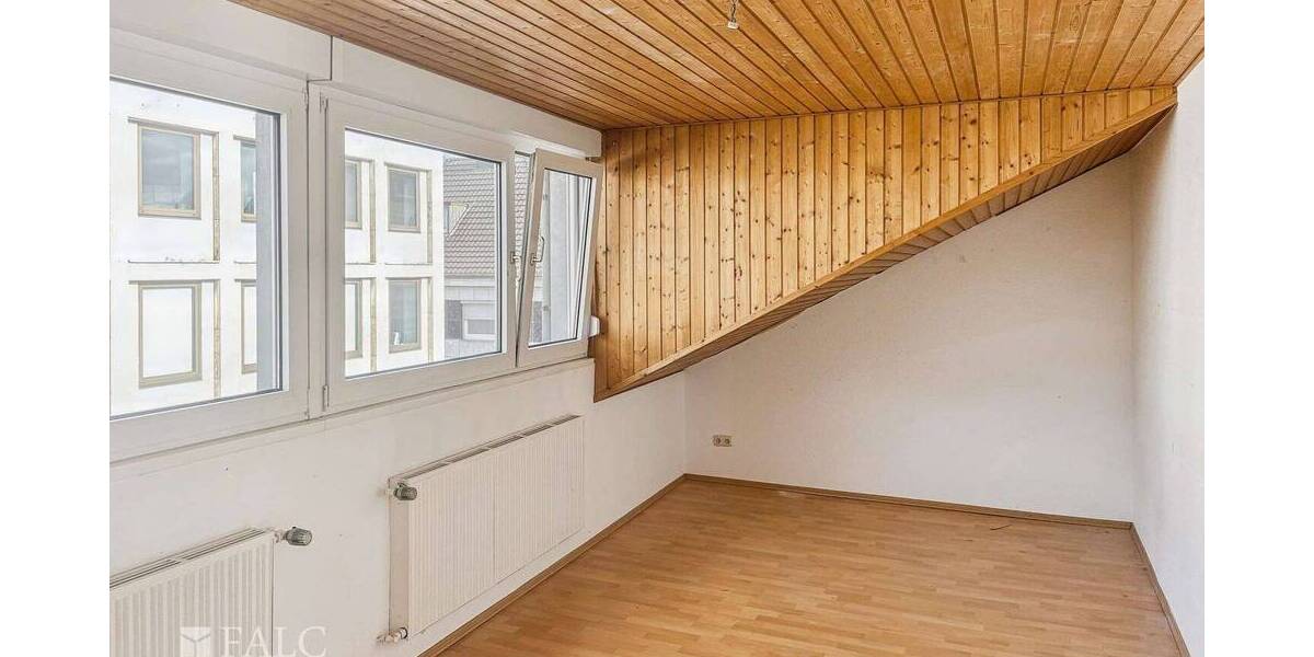 Mehrfamilienhaus, Wohnhaus Eschweiler - 8 Zimmer, 250 m&sup2;, 449.000&euro; | Angebot:25742783