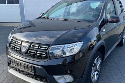 Dacia Sandero 118.000 km 6.800 &euro; Düren 52351