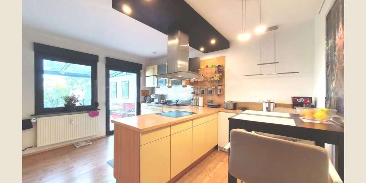 Einfamilienhaus Herzogenrath - 8 Zimmer, 165 m&sup2;, 430.000&euro; | Angebot:27094097