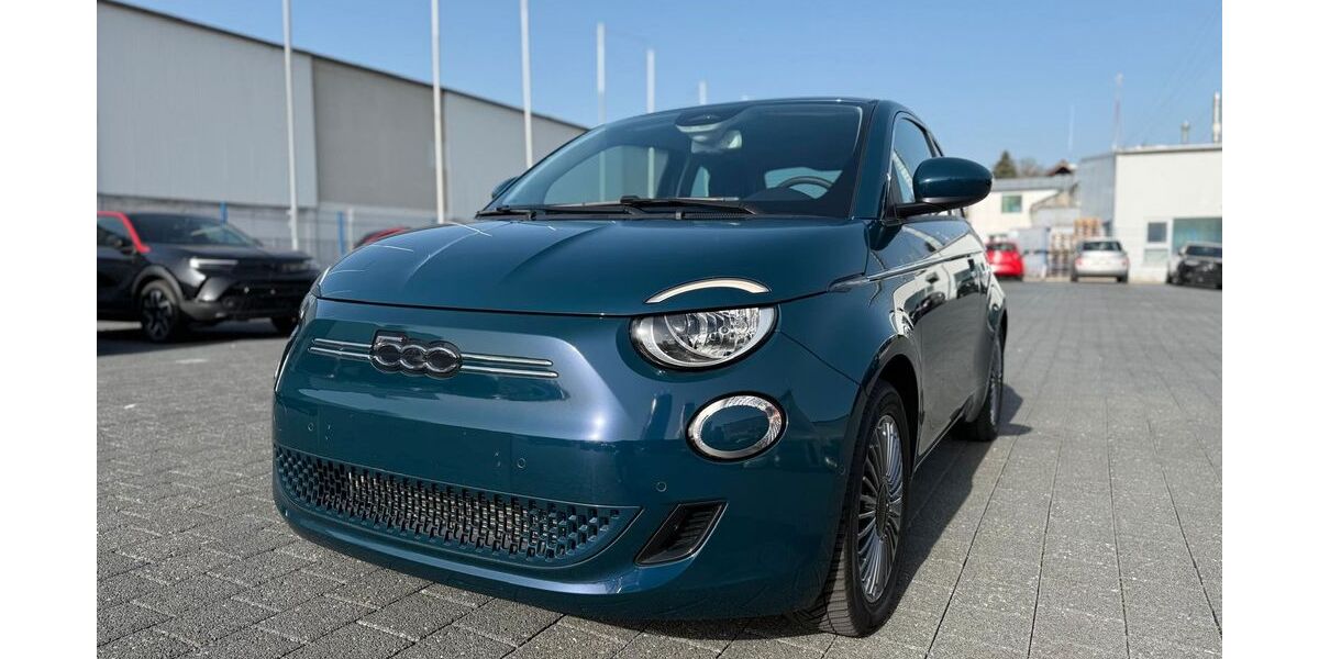 Fiat 500e 13.241 km 16.980 &euro; Alsdorf-Hoengen (bei Aachen) 52477