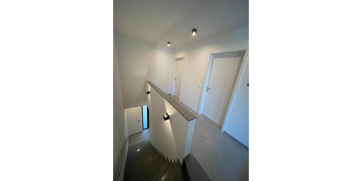 Etagenwohnung Baesweiler - 3 Zimmer, 100 m&sup2;, 1.380&euro; | Angebot:25831736