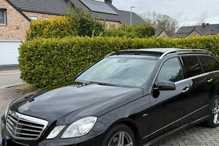 Mercedes-Benz E 350 140.127 km 12.690 &euro; Walheim 52076