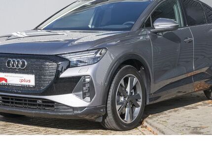 Audi Q4 e-tron 4.585 km 47.290 &euro; Düren 52351