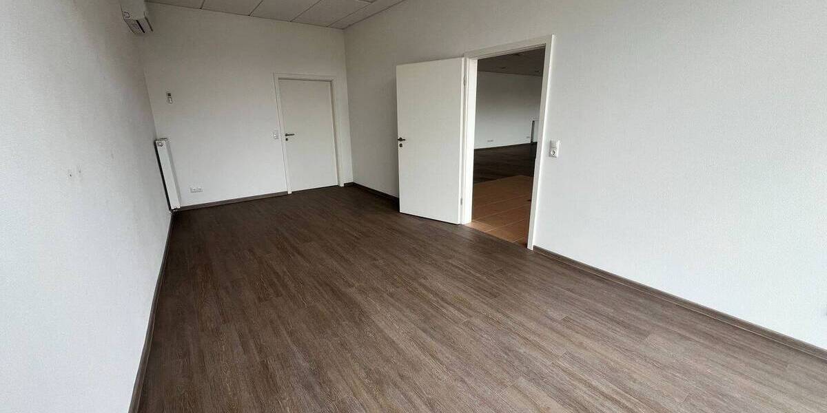 Gewerbeobjekt Herzogenrath Merkstein - 5 Zimmer, 175 m&sup2;, 329.000&euro; | Angebot:26834280