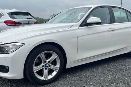 BMW 320 123.000 km 15.300 &euro; Bergheim 50127