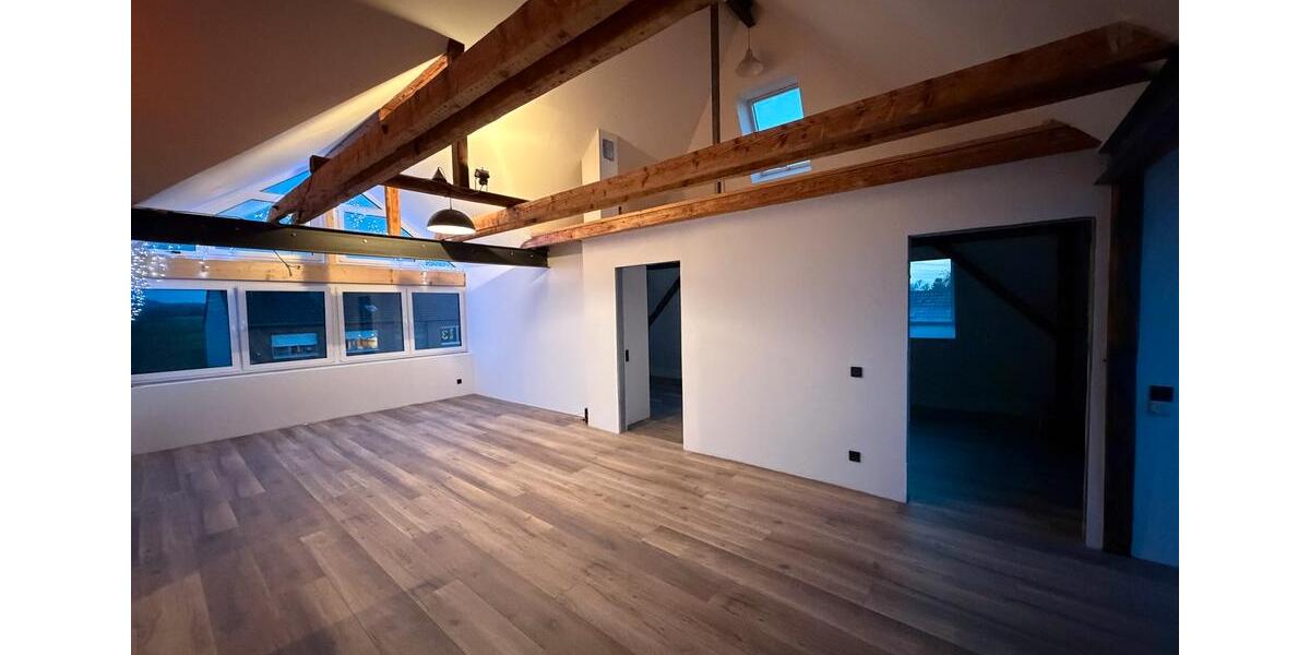 Dachgeschoßwohnung Baesweiler - 3 Zimmer, 85 m&sup2;, 1.200&euro; | Angebot:26627126
