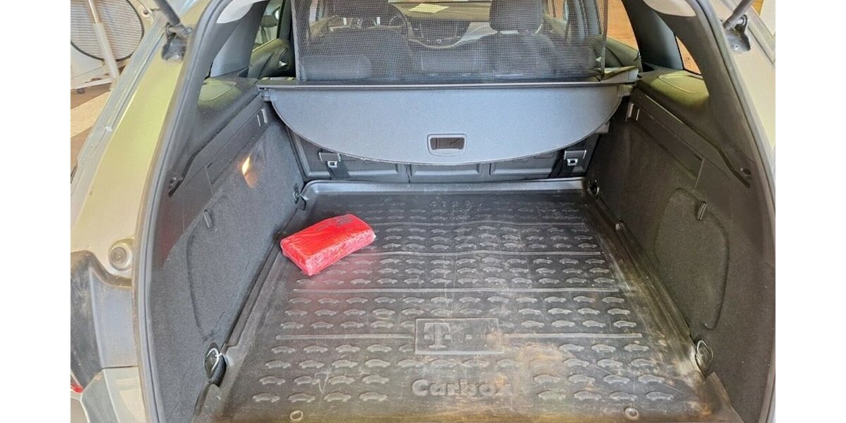 Opel Astra Klima Navi Temp CarPlay GARANTIE 28.000 km 28.000 km 14.900 &euro; Erftstadt 50374