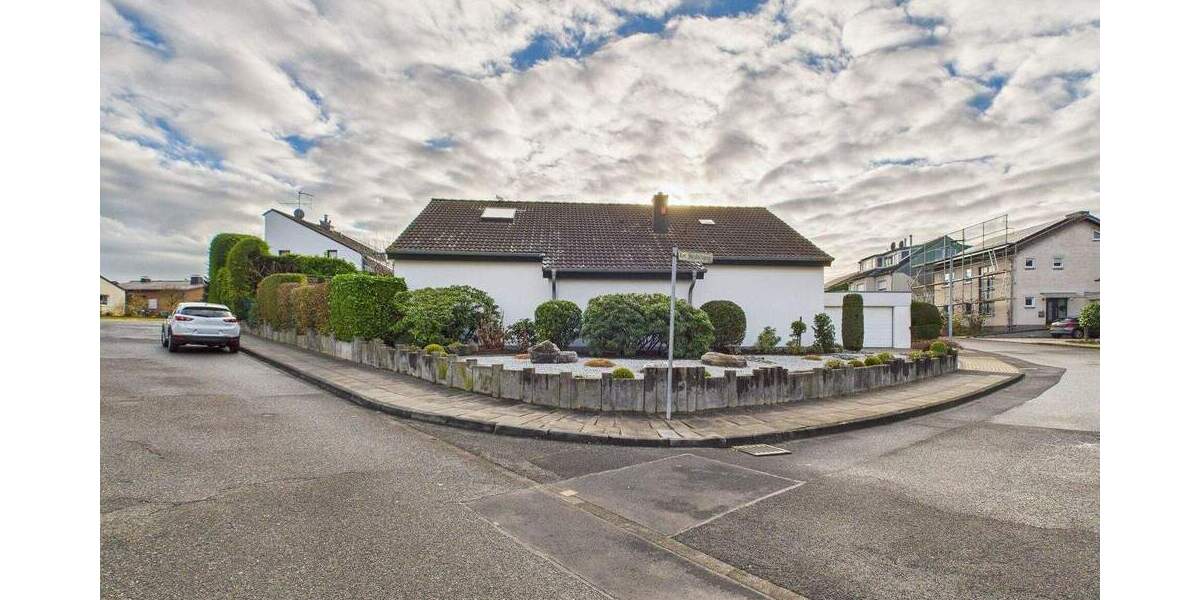 Einfamilienhaus Erftstadt Bliesheim - 5 Zimmer, 173 m&sup2;, 521.000&euro; | Angebot:25681331