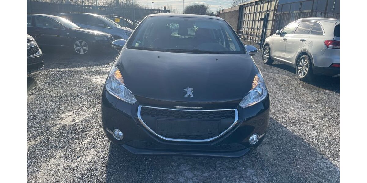 Peugeot 208 158.000 km 4.400 &euro; Alsdorf 52477