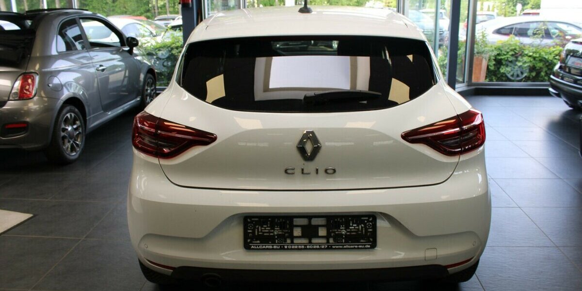 Renault Clio 1.0 SCe 65 Evolution 28.633 km 12.980 &euro; Euskirchen 53881
