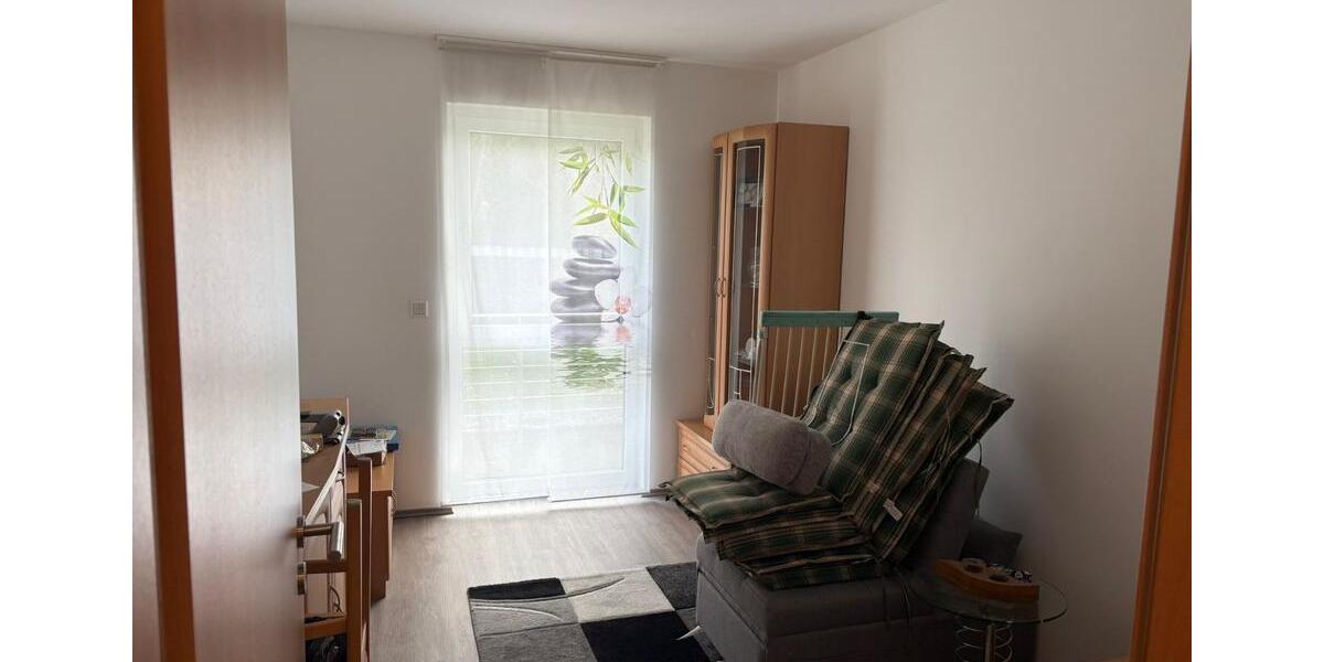 Erdgeschoßwohnung Düren Mariaweiler-Hoven - 3 Zimmer, 85 m&sup2;, 1.000&euro; | Angebot:25922822
