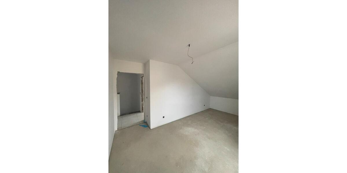 Doppelhaushälfte Zülpich - 5 Zimmer, 130 m&sup2;, 1.750&euro; | Angebot:26553643