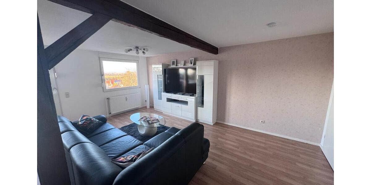 Dachgeschoßwohnung Herzogenrath - 3 Zimmer, 100 m&sup2;, 1.250&euro; | Angebot:26579692